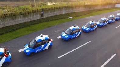 Self-driving Chinese Baidu cars begin public tests