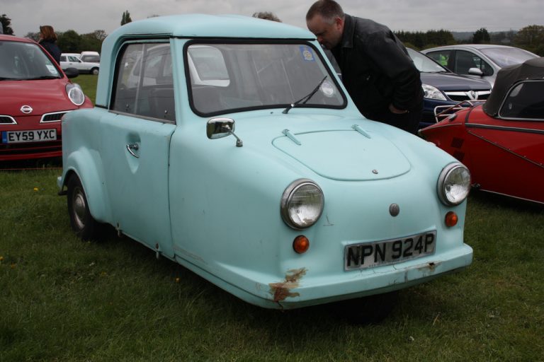 Invacar Model 70 Shell AC Invacar Model 70 3-wheeler | Small Cars Club