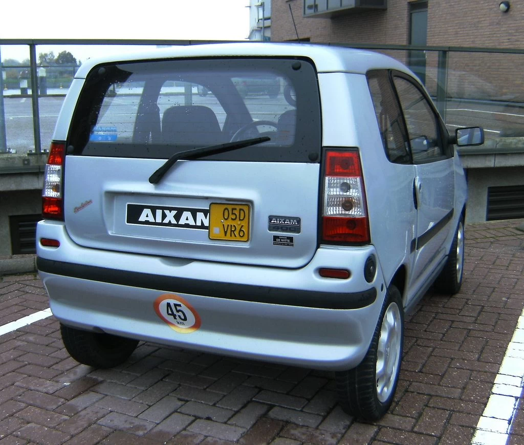 AIXAM 400