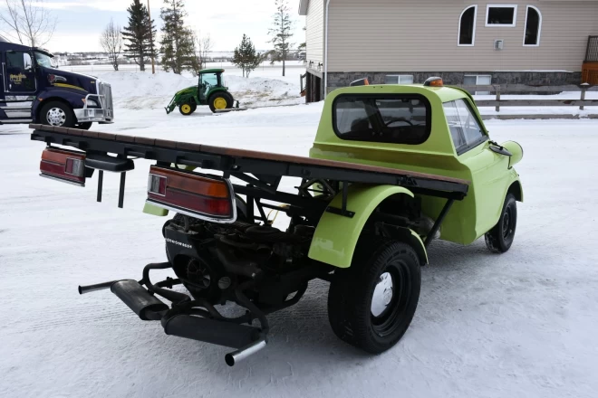 BMW master built Isetta styled truck with VW Type 3 engine for his shop – photo 11