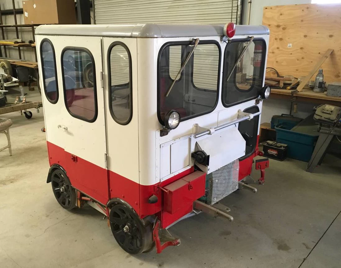 Fairmont M18/19 Speeder