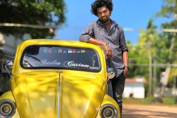 9178 A mechanic from India assembled a Volkswagen Beetle from photographs – photo 3