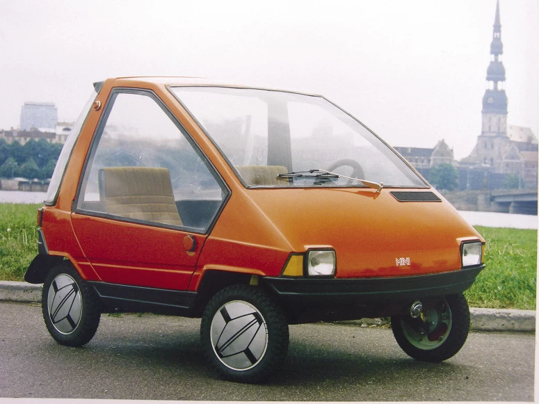 Mini