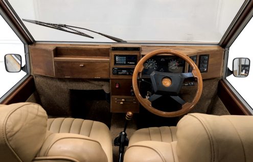 1981-Hustler-4-wood-dash2