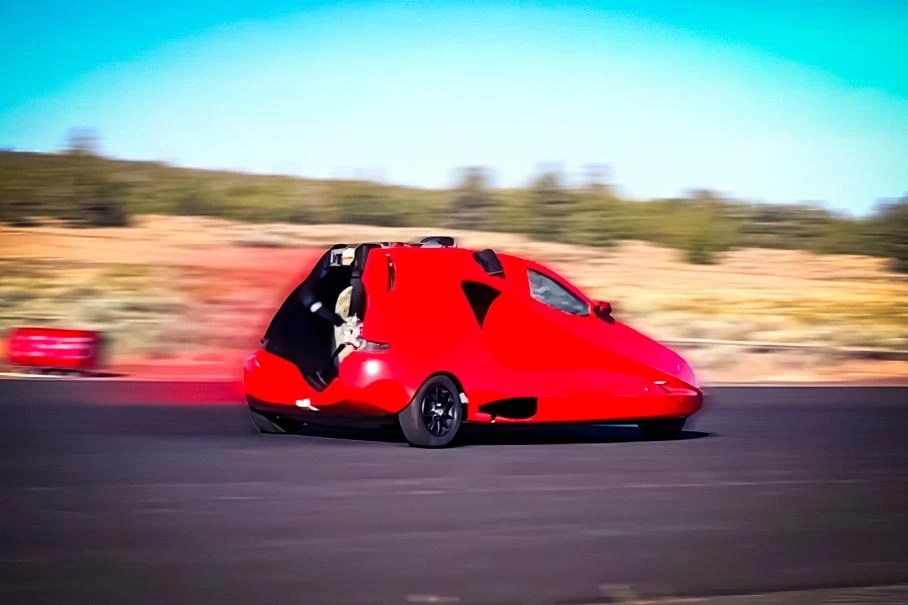 Flying Car Switchblade Accelerated To The speed Of The Time Machine From “Back To The Future”