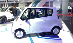 Mahindra Atom