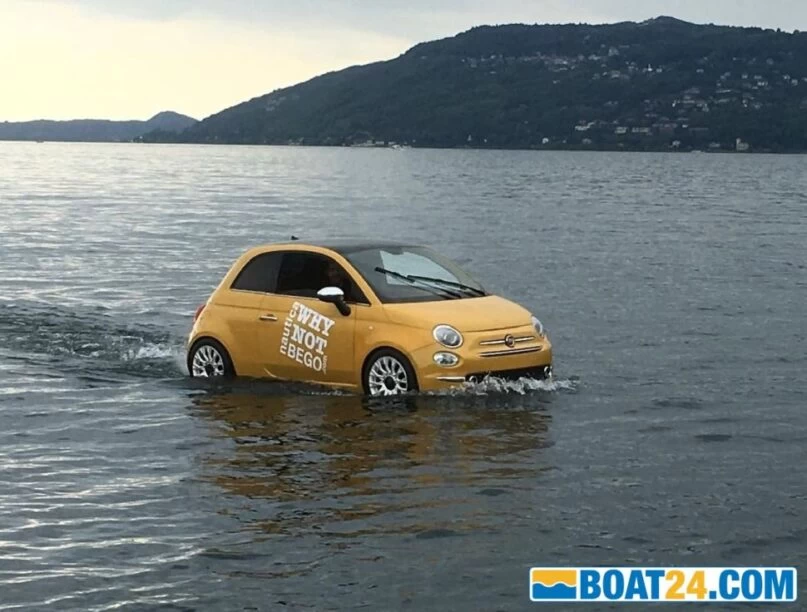 Fiat 500 boat
