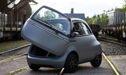 Serial Microlino