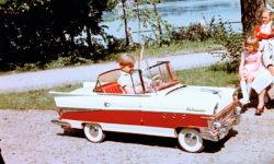 Lőrinc Petrovics Children's Car