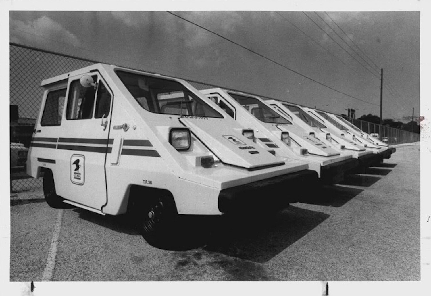 Commuter Vehicles Postal Comuta-Van