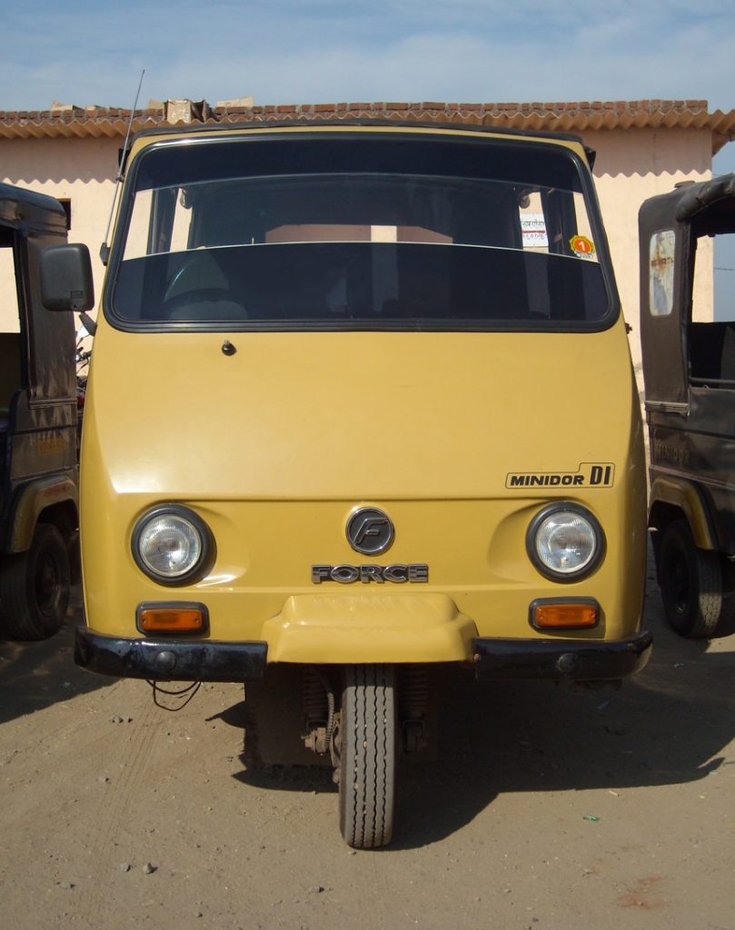 Force / Bajaj Tempo MiniDor | Small Cars Club