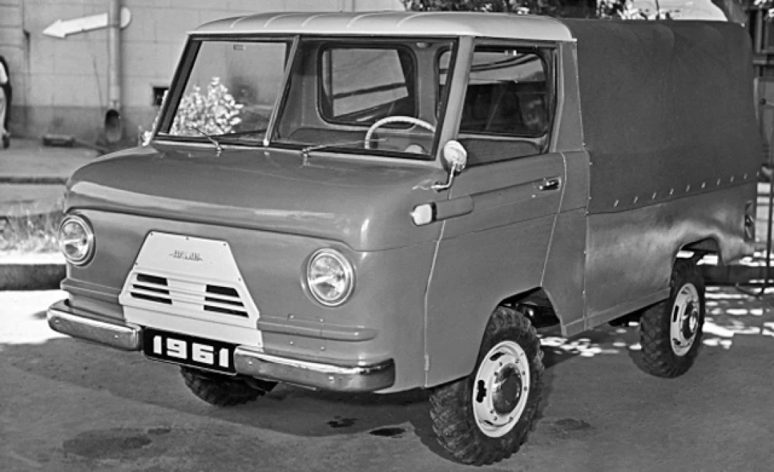NAMI 049A 'Celina'