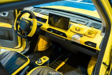 Geely-Panda-Mini-Little-Yellow-D
