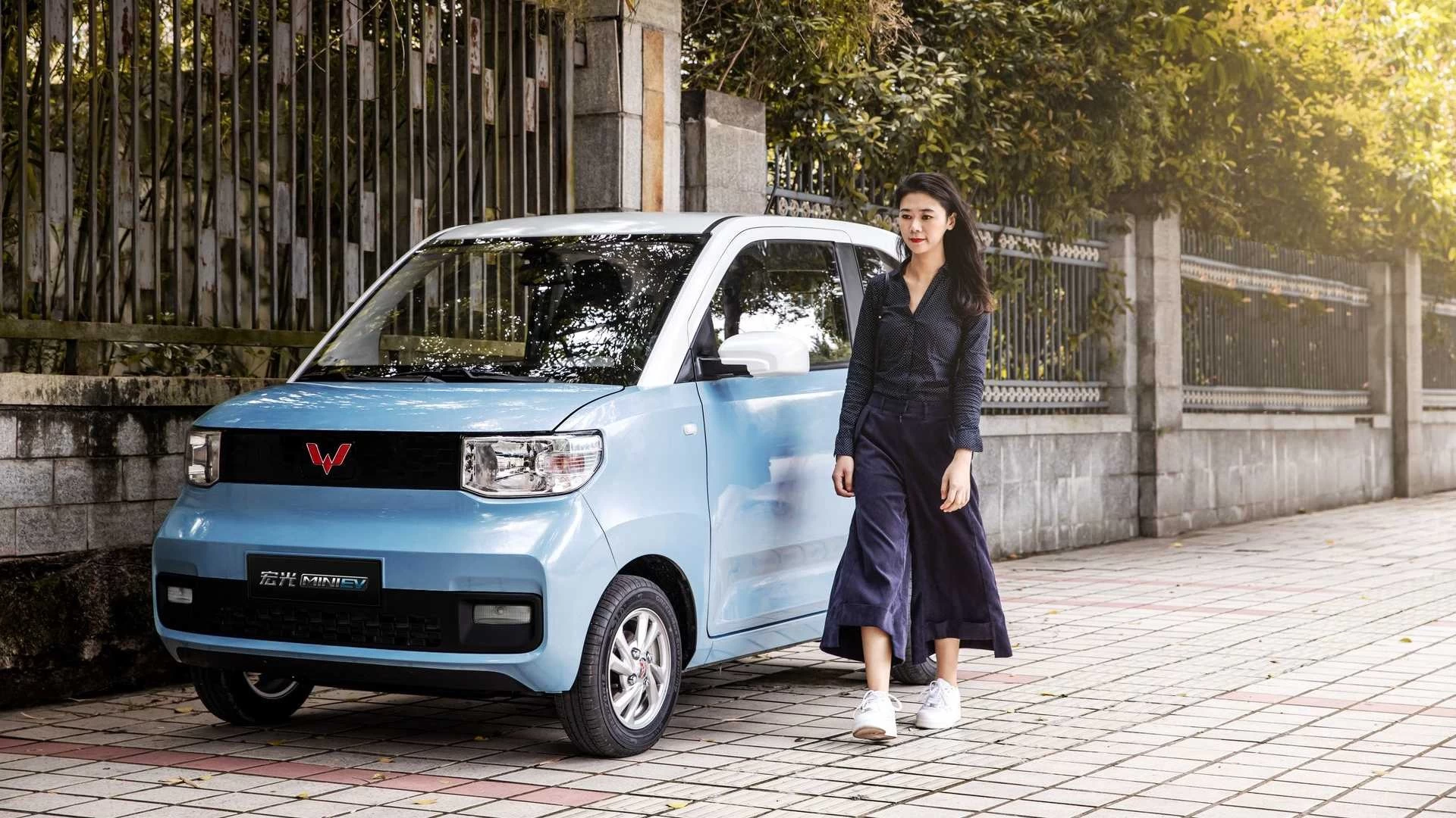 Wuling Hongguang Mini EV Electric City Car Halved in Price