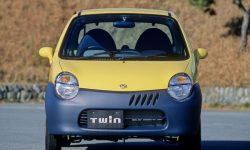 Suzuki Twin