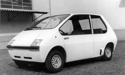 De Tomaso Rowan