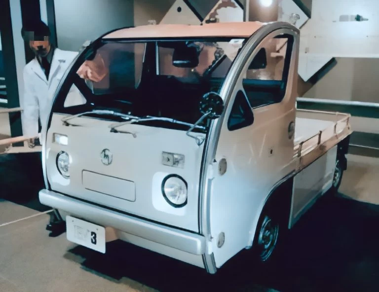 Mazda EV3