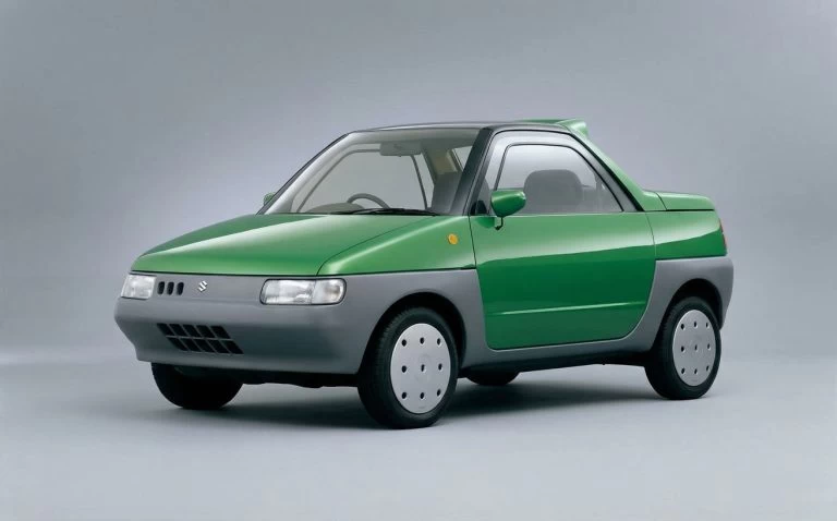 Suzuki Elia