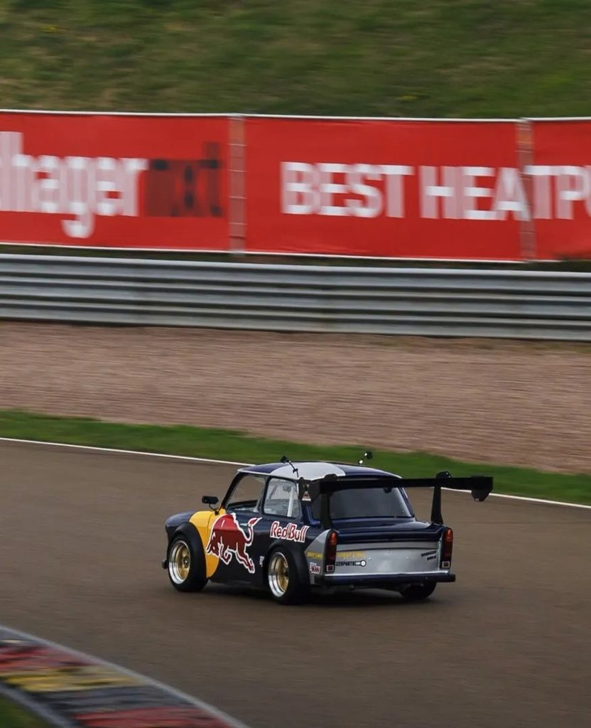 Trabant Turned Into a Beast: It Drifts, Makes 120 HP, and Has Suspension Worth Hundreds of Thousands of Crowns – photo 3