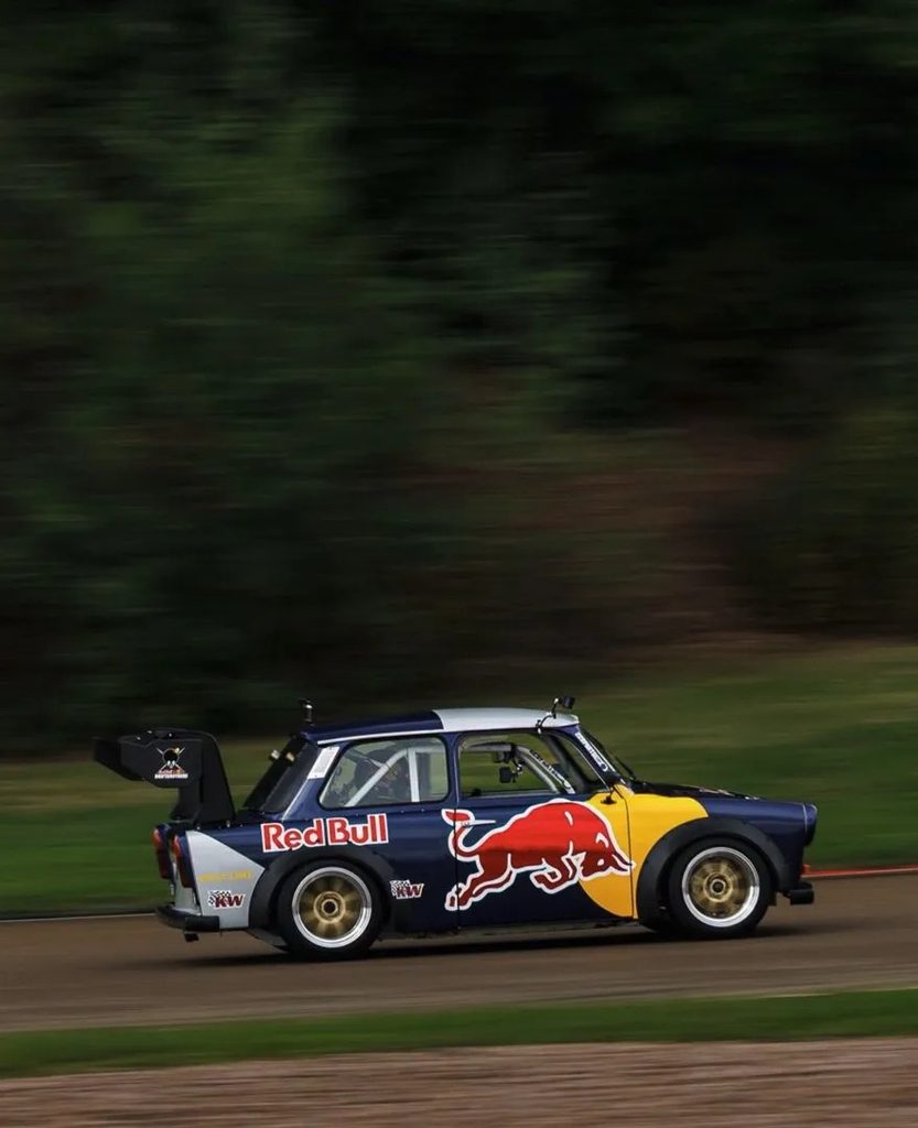Trabant Turned Into a Beast: It Drifts, Makes 120 HP, and Has Suspension Worth Hundreds of Thousands of Crowns – photo 6